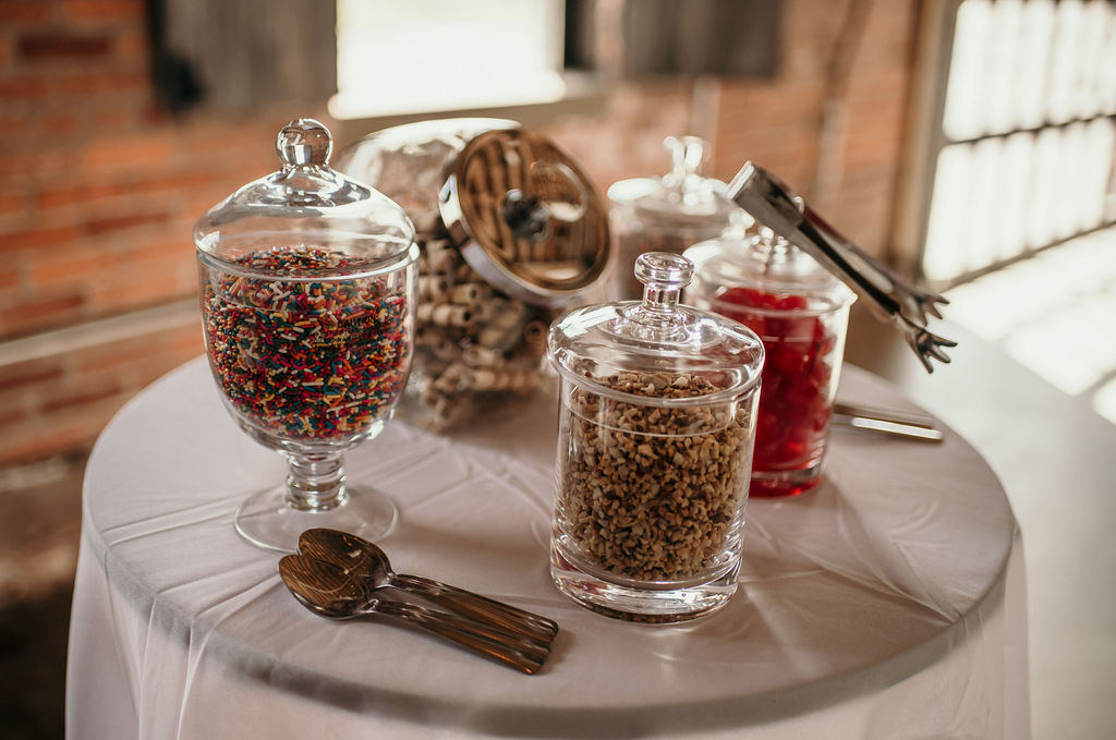 Ice cream bar toppings