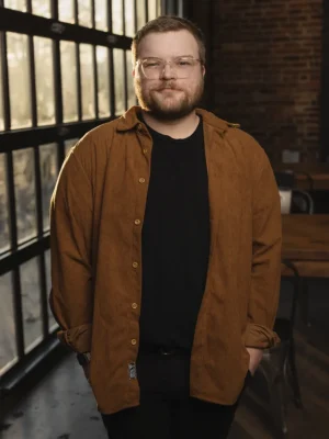 Ryan-683x1024-1.webp
